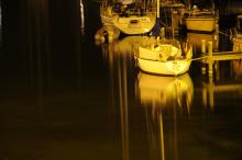 Schiff bei Nacht